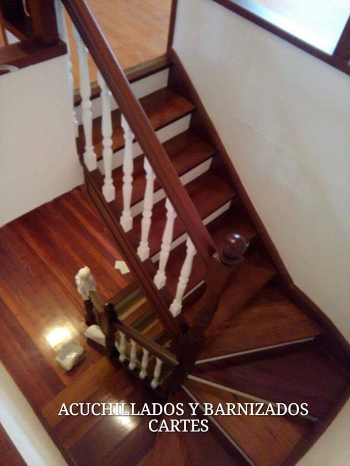 Lacado o cambio de color de escaleras