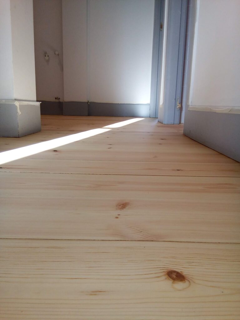 suelo satinado vivienda suances
